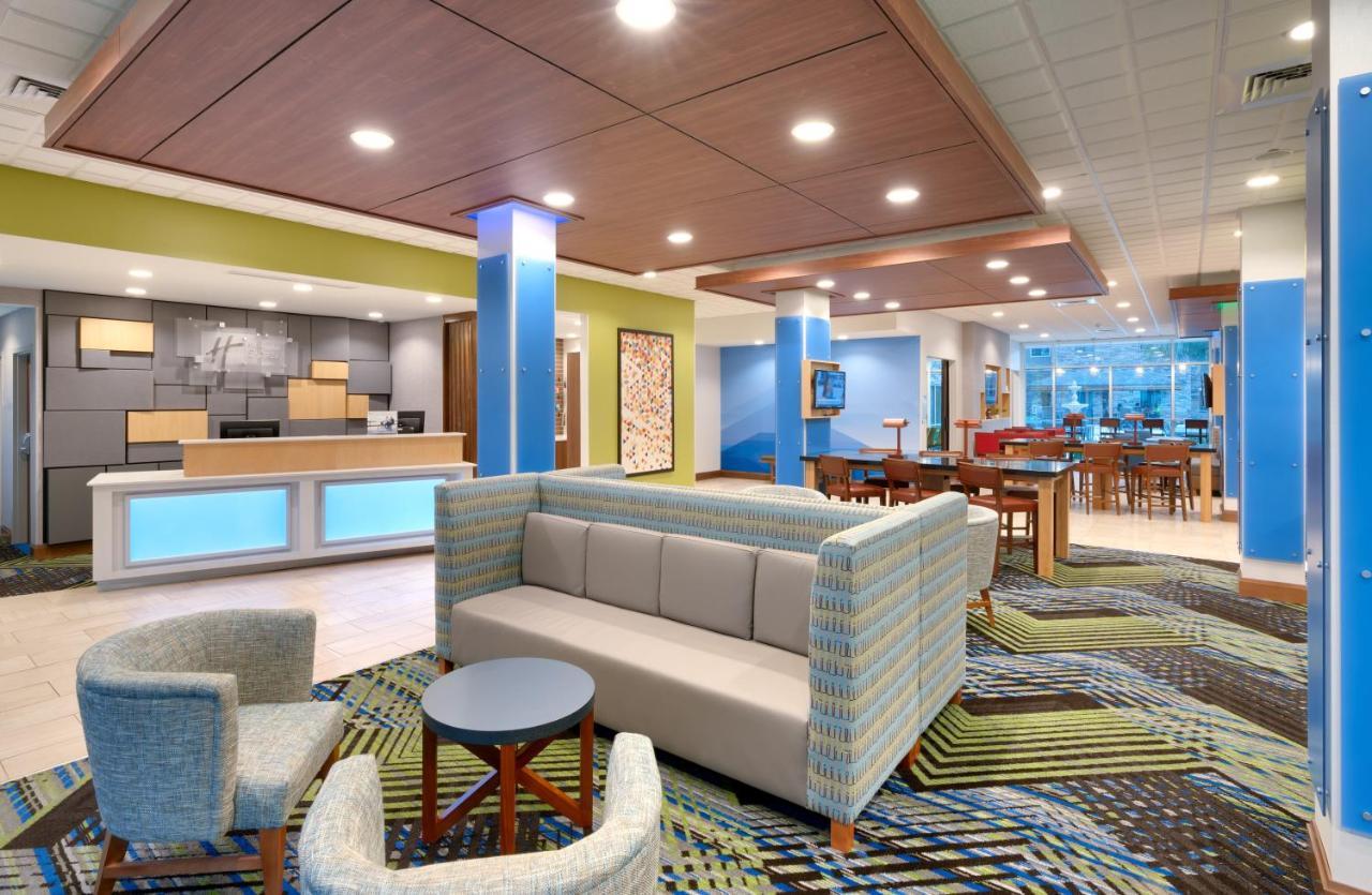 Holiday Inn Express & Suites - Gainesville I-75 By Ihg Exterior foto